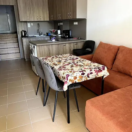 1br Near Cathedral Apartmán Varna